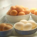 What are the benefits of drinking raw eggs